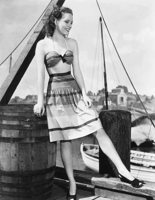 Framed Print : Alexis Smith, ca. early 1940s