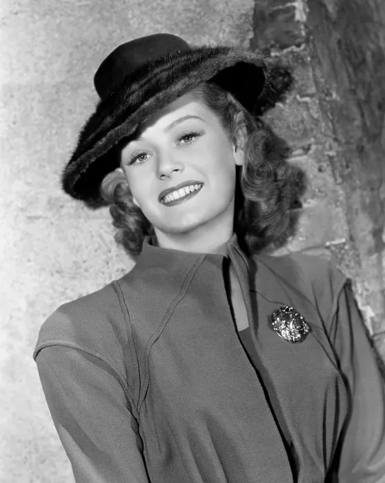 Framed Print : Alexis Smith, modeling a felt hat with mink trim, December 1941 Framed Print : Alexis Smith, modeling a felt hat with mink trim, December 1941