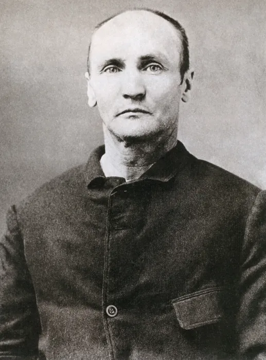 Framed Print : Alfred Packer (1842-1907), accused and convicted cannibal, in a souvenir photo made at the Colorado Penitentiary, where he was incarcerated from 1886-1901