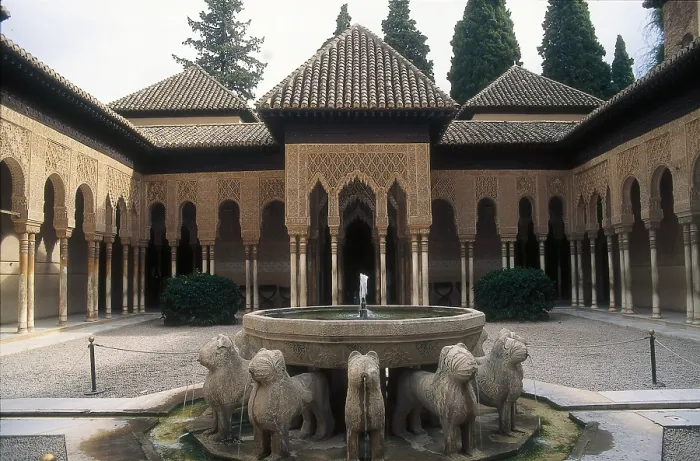 Framed Print : Alhambra. SPAIN. ANDALUSIA. Granada. Alhambra. Courtyard of the Lions. Hispano-Moresque art. Nasrid dynasty. Architecture. AISA / Everett Collection**US SALES ONLY**