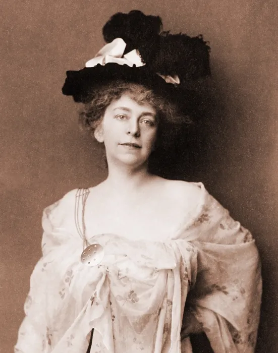 Framed Print : Alice Pike Barney (1857-1931), American socialite and painter, grew up in a wealthy and cultured family in Cincinnati and New York
