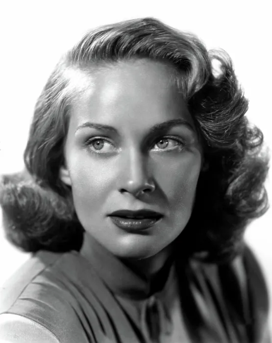 Framed Print : Alida Valli, circa 1940s Framed Print : Alida Valli, circa 1940s
