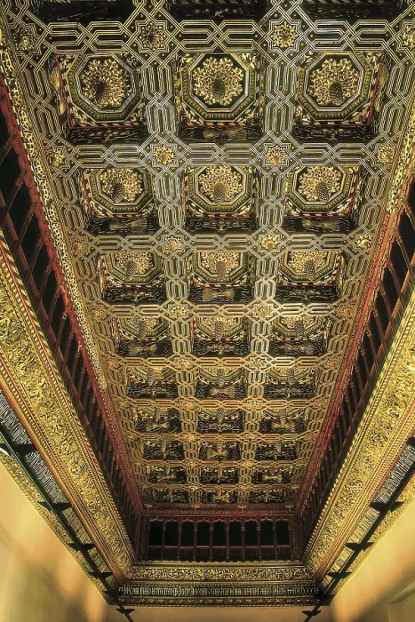 Framed Print : Aljaferia Palace. 11th c. SPAIN. Zaragoza. La Aljaferia Palace. Coffered cieling of the Throne Hall. Hispano-Moresque art. Taifas Kingdoms period. Architecture