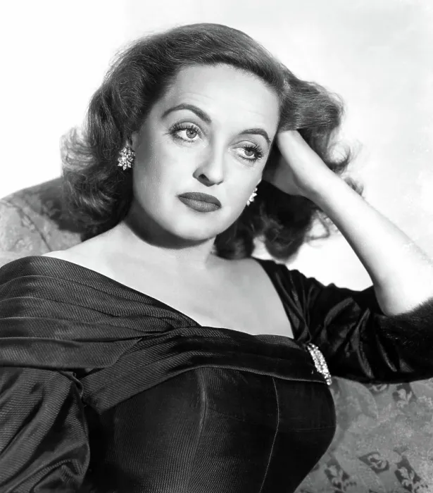 Framed Print : ALL ABOUT EVE, Bette Davis, 1950 Framed Print : ALL ABOUT EVE, Bette Davis, 1950