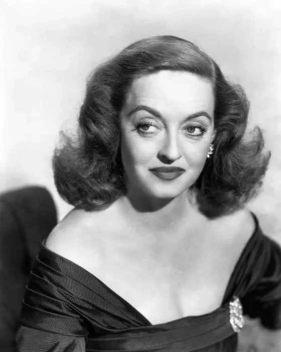 Framed Print : ALL ABOUT EVE, Bette Davis, 1950, TM & Copyright 20th Centrury Fox Film Corp. / courtesy Everett Collection
