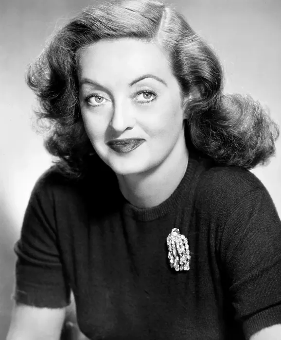 Framed Print : ALL ABOUT EVE, Bette Davis, 1950, TM & Copyright 20th Centrury Fox Film Corp. / courtesy Everett Collection