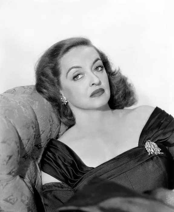 Framed Print : ALL ABOUT EVE, Bette Davis, 1950, TM & Copyright 20th Century Fox Film Corp. / courtesy Everett Collection