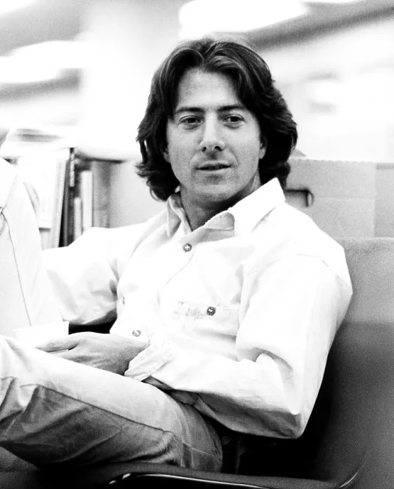 Framed Print : ALL THE PRESIDENT'S MEN, Dustin Hoffman, 1976. Warner Bros. / courtesy Everett Collection