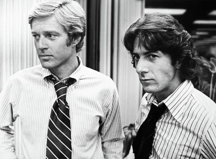 Framed Print : ALL THE PRESIDENT'S MEN, from left: Robert Redford, Dustin Hoffman, 1976 Framed Print : ALL THE PRESIDENT'S MEN, from left: Robert Redford, Dustin Hoffman, 1976