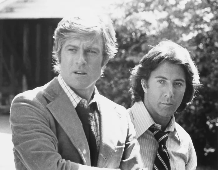Framed Print : ALL THE PRESIDENT'S MEN, from left: Robert Redford, Dustin Hoffman, 1976