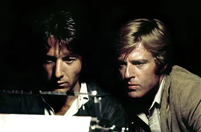 Framed Print : ALL THE PRESIDENT'S MEN, Robert Redford, Dustin Hoffman, 1976 Framed Print : ALL THE PRESIDENT'S MEN, Robert Redford, Dustin Hoffman, 1976