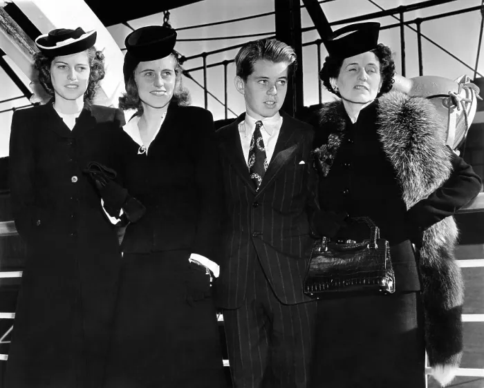 Framed Print : Ambassador Joseph Kennedy's wife and three children arrive in New York. L-R: Eunice, Kathleen, Robert, and Rose Kennedy. Sept. 18, 1939 Framed Print : Ambassador Joseph Kennedy's wife and three children arrive in New York. L-R: Eunice, Kathleen, Robert, and Rose Kennedy. Sept. 18, 1939