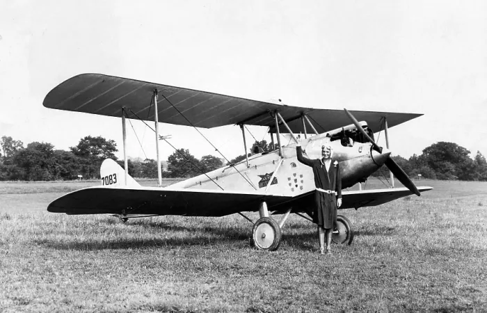 Framed Print : Amelia Earhart shown with plane she purchased from Lady Heath of England, Briarcliff, New York, 1928. Courtesy: CSU Archives  /  Everett Collection