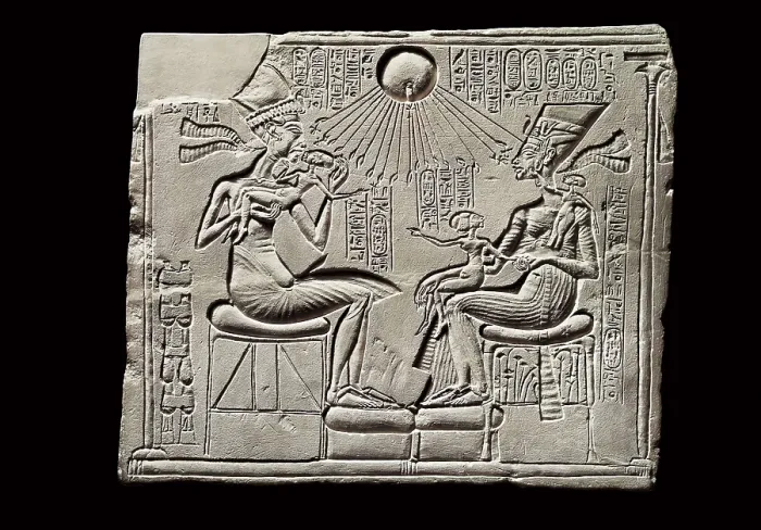 Framed Print : Amenhotep IV with Nefertiti and their children. Egyptian art. New Kingdom. Relief on rock. GERMANY. Berlin. Staatliche Museen (State Museums)