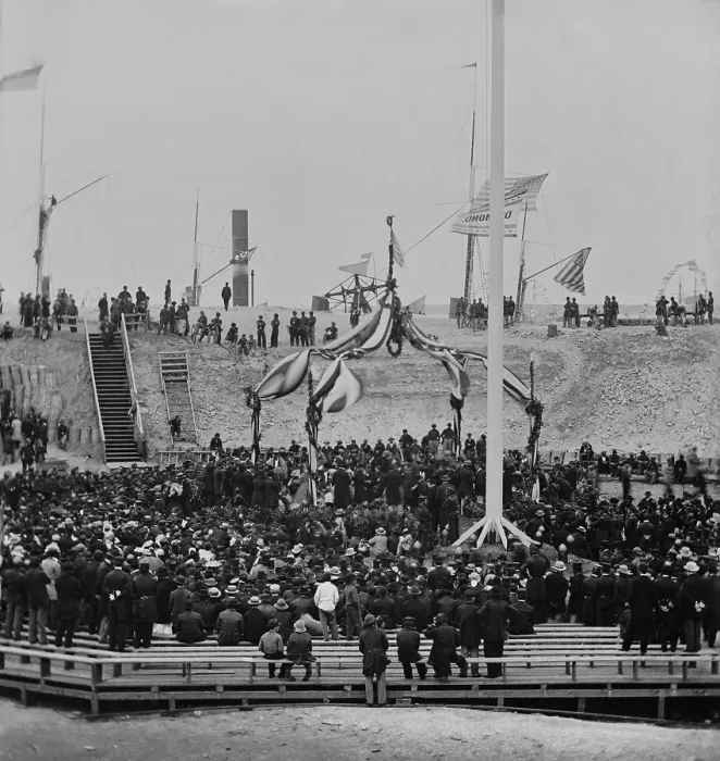 Framed Print : American flag flies over Fort Sumter at the end of the US Civil War. Exactly four years after lowering the Fort Sumter flag in surrender, Gen