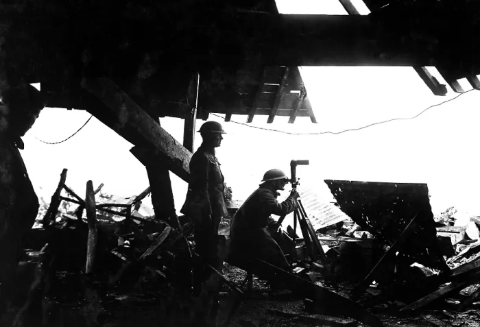 Framed Print : American signal officers in the observatory of German Crown Prince Frederick William