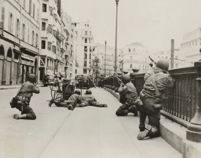 Framed Print : American soldiers in combat positions in the streets of Algiers, during Anglo-American invasion. World War 2, Nov. 8-11, 1943. (BSLOC_2013-12_77) Framed Print : American soldiers in combat positions in the streets of Algiers, during Anglo-American invasion. World War 2, Nov. 8-11, 1943. (BSLOC_2013-12_77)
