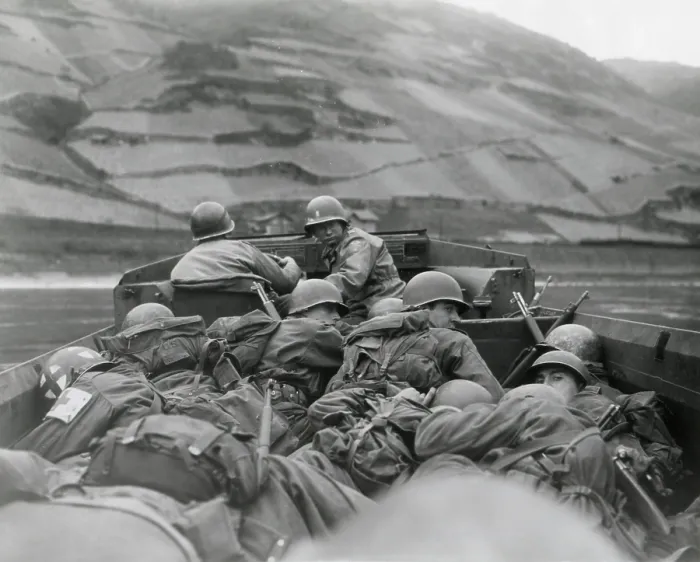 Framed Print : American soldiers make crossing Rhine at Oberwesel, in amphibious truck called Dukw'. The 89th Division, 3rd U.S. Army. March 29, 1945. Germany, World War 2