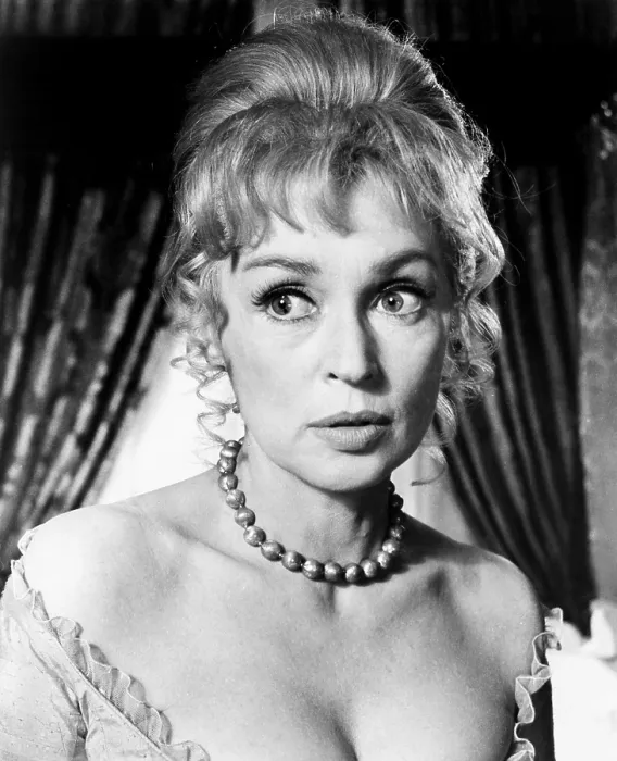 Framed Print : THE AMOROUS ADVENTURES OF MOLL FLANDERS, Lilli Palmer, 1965
