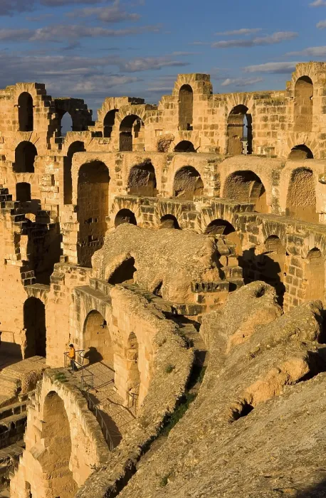 Framed Print : Amphitheatre of El Djem. 238. TUNISIA. El Djem. Roman art. Late Empire. - Lucas Vallecillos / Iberfoto / Everett Collection (583165)**US SALES ONLY**
