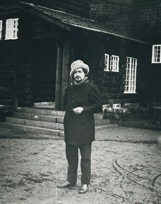 Framed Print : ANDREIEV, Leonid Nikolievich (1871-1919). Portrait of Andreyev near his house in Finland. FINLAND. AISA / Everett Collection**US SALES ONLY** Framed Print : ANDREIEV, Leonid Nikolievich (1871-1919). Portrait of Andreyev near his house in Finland. FINLAND. AISA / Everett Collection**US SALES ONLY**