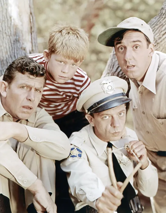 Framed Print : THE ANDY GRIFFITH SHOW, from left: Andy Griffith, Ron Howard, Don Knotts, Jim Nabors, (1962-1964), 1960-1968