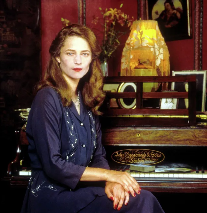 Framed Print : ANGEL HEART, Charlotte Rampling, 1987, TriStar / courtesy Everett Collection