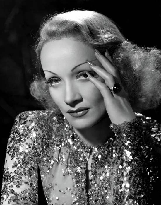 Framed Print : ANGEL, Marlene Dietrich, 1937