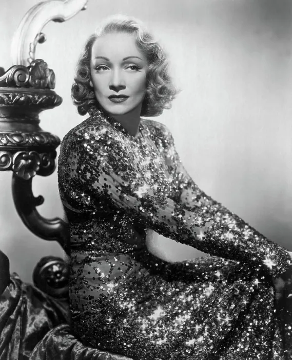 Framed Print : ANGEL, Marlene Dietrich, 1937