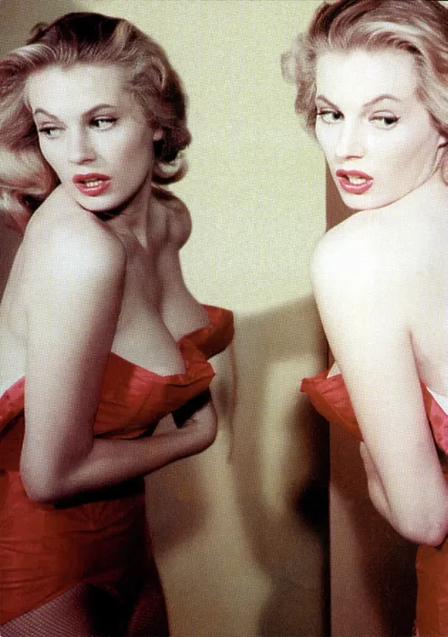 Framed Print : Anita Ekberg, circa late. 1950s Framed Print : Anita Ekberg, circa late. 1950s