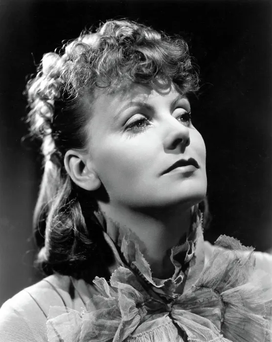 Framed Print : ANNA KARENINA, Greta Garbo, portrait by Clarence Sinclair Bull, 1935 Framed Print : ANNA KARENINA, Greta Garbo, portrait by Clarence Sinclair Bull, 1935