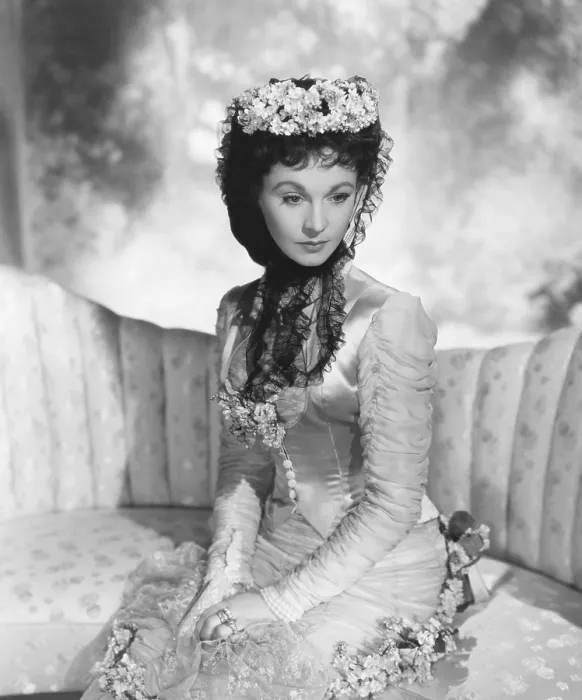 Framed Print : ANNA KARENINA, Vivien Leigh, 1948, TM & Copyright 20th Century Fox Film Corp. / courtesy Everett Collection Framed Print : ANNA KARENINA, Vivien Leigh, 1948, TM & Copyright 20th Century Fox Film Corp. / courtesy Everett Collection