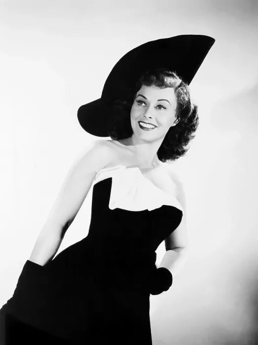 Framed Print : ANNA LUCASTA, Paulette Goddard, 1949 Framed Print : ANNA LUCASTA, Paulette Goddard, 1949