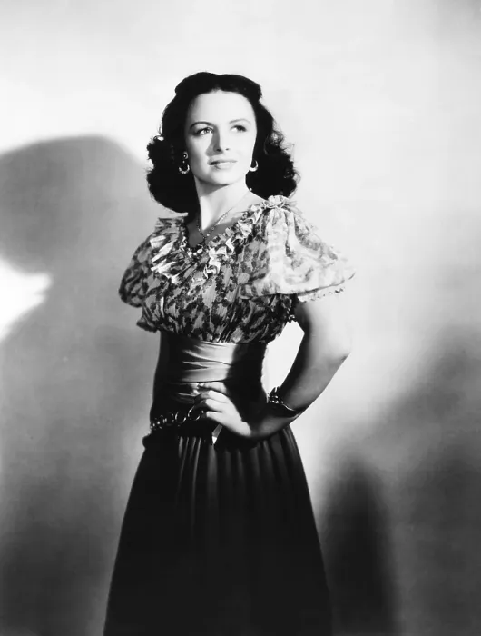 Framed Print : APACHE TRAIL, Donna Reed, 1942