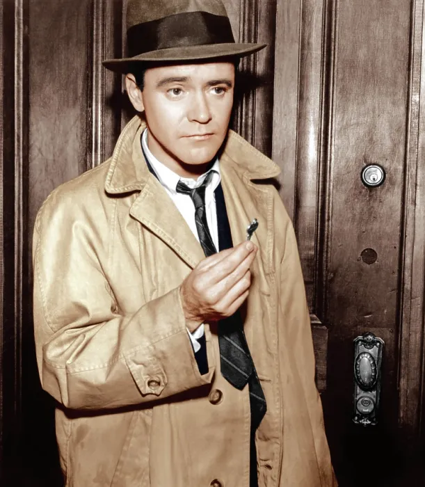 Framed Print : THE APARTMENT, Jack Lemmon, 1960