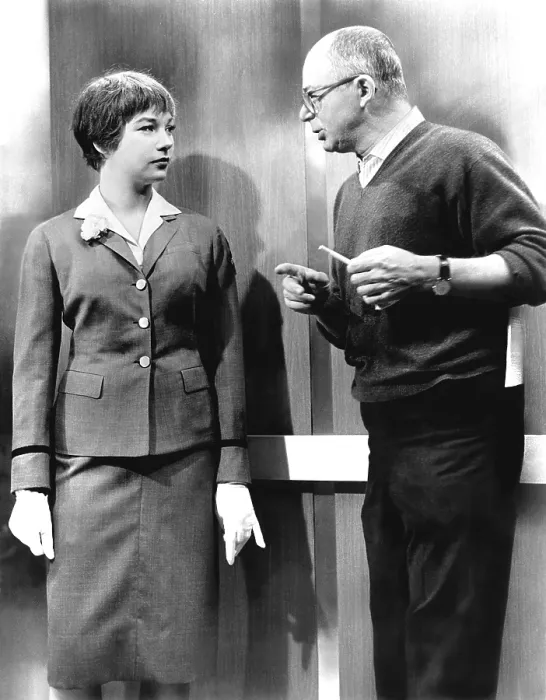 Framed Print : THE APARTMENT, Shirley MacLaine, director Billy Wilder on set, 1960. Courtesy: CSU Archives  /  Everett Collection