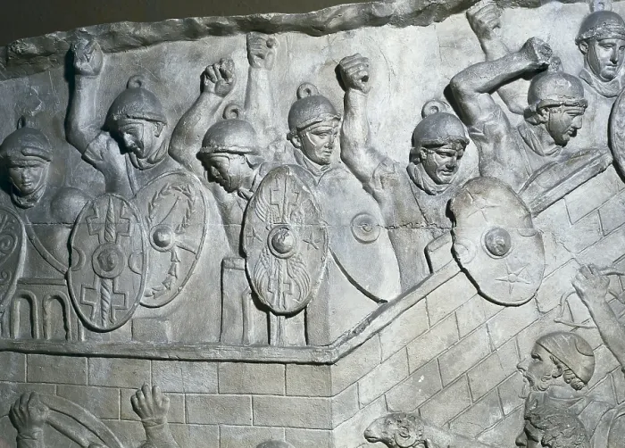 Framed Print : APOLLODORUS OF DAMASCUS (60-129). Column of Trajan. 110. ITALY. Rome. Forum of Trajan. First Dacian War. I Campaign. Roman legionnaires defending a fort. Roman art. Early Empire