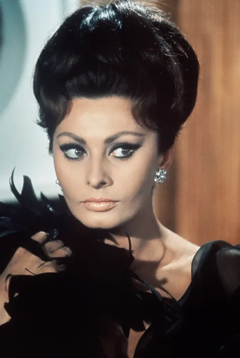 Framed Print : ARABESQUE, Sophia Loren, 1966 arabesque1966-fsct01(arabesque1966-fsct01)