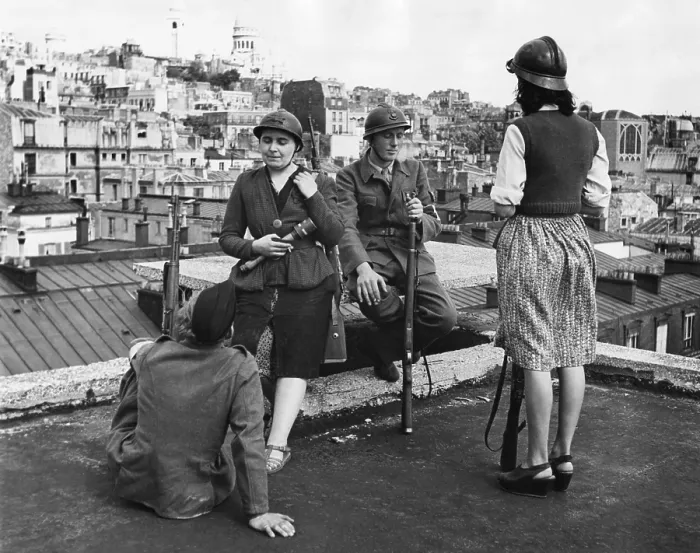 Framed Print : Armed French women on the lookout duty for German snipers in Paris during World War 2 Framed Print : Armed French women on the lookout duty for German snipers in Paris during World War 2