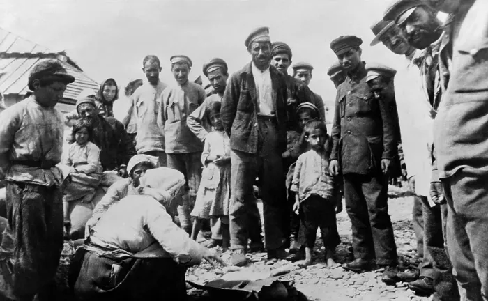 Framed Print : Armenian refugees on Black Sea beach at Novorossiysk. 1920. Turkish vs