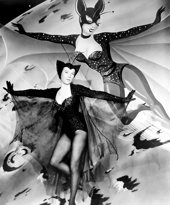 Framed Print : ARTISTS AND MODELS, Shirley MacLaine, 1955 Framed Print : ARTISTS AND MODELS, Shirley MacLaine, 1955