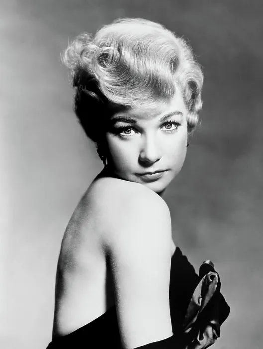Framed Print : ASK ANY GIRL, Shirley MacLaine, 1959 Framed Print : ASK ANY GIRL, Shirley MacLaine, 1959