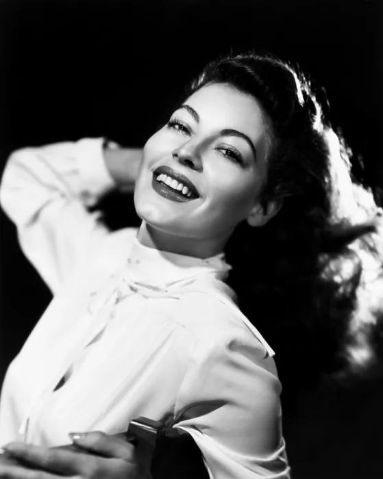 Framed Print : Ava Gardner, 1948 Framed Print : Ava Gardner, 1948