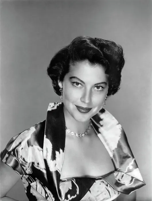 Framed Print : Ava Gardner, 1951 Framed Print : Ava Gardner, 1951