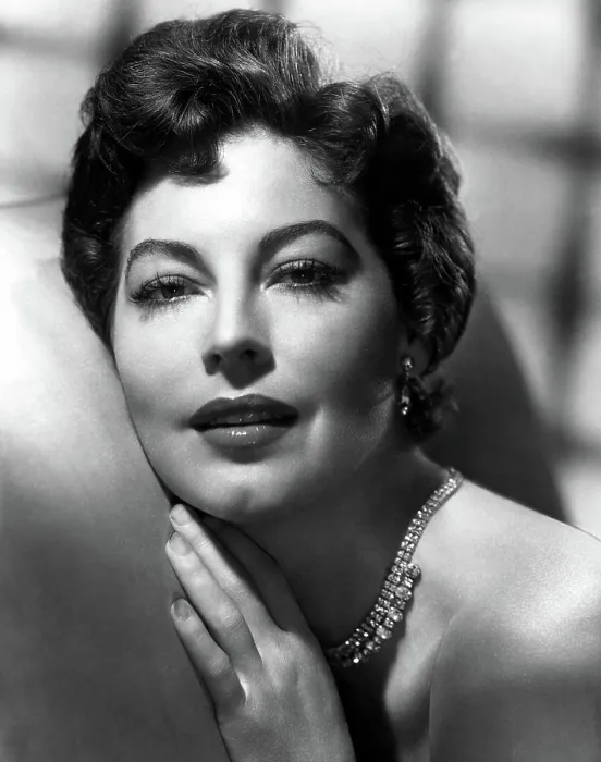 Framed Print : AVA GARDNER Framed Print : AVA GARDNER