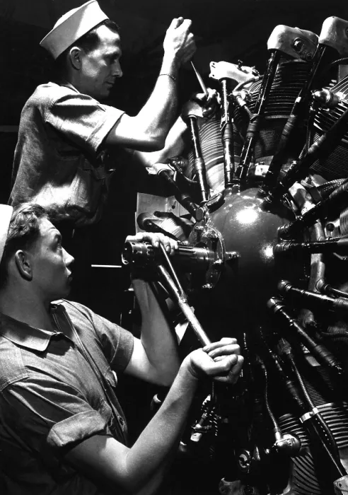 Framed Print : Aviation Machinists mates training at Navy pier, Chicago, Illinois during World War 2. July 1942. (BSLOC_2013_11_183) Framed Print : Aviation Machinists mates training at Navy pier, Chicago, Illinois during World War 2. July 1942. (BSLOC_2013_11_183)
