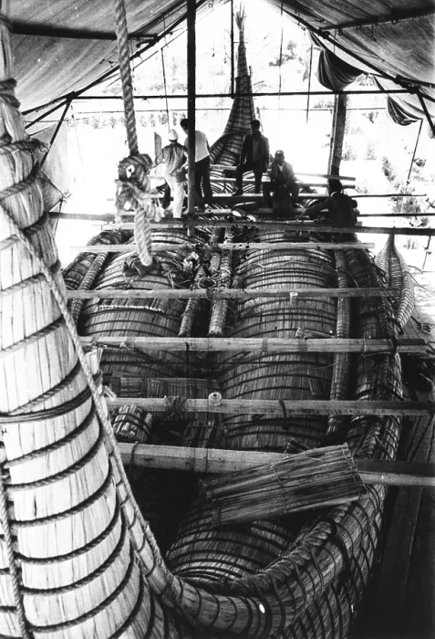 Framed Print : Aymara Indians from Lake Titicaca, built the papyrus boat RA II'. Safi, Morocco, April 27, 1970