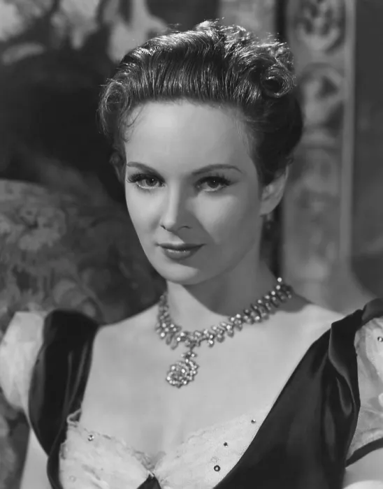 Framed Print : THE BAD LORD BYRON, Joan Greenwood, 1949