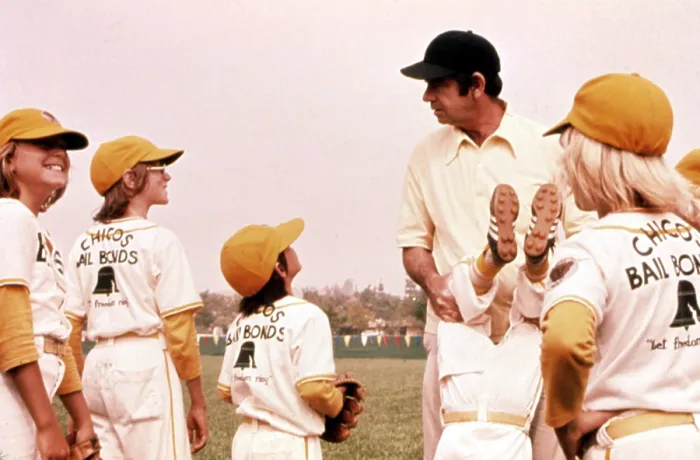 Framed Print : THE BAD NEWS BEARS, Tatum O'Neal, Alfred Lutter III, Walter Matthau, 1976