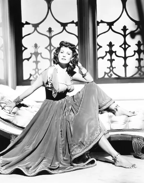 Framed Print : BAGDAD, Maureen O'Hara, 1949